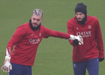 Khvicha Kvaratskhelia ‘Ready’ For PSG Debut This Weekend