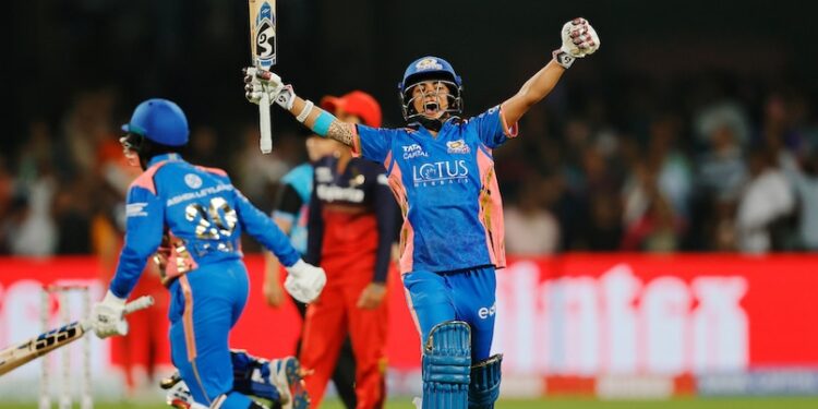 Harmanpreet Kaur, Amanjot Kaur Guide Mumbai Indians To 4-Wicket Win Over Royal Challengers Bengaluru In WPL 2025