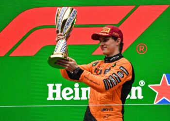 Oscar Piastri Wins Chinese Grand Prix From Pole In McLaren One-Two