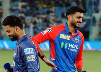 LSG vs DC LIVE Score | IPL 2025 LIVE: Rishabh Pant Comes To Bat At No. 7, Falls For Duck; LSG Muster Only 159